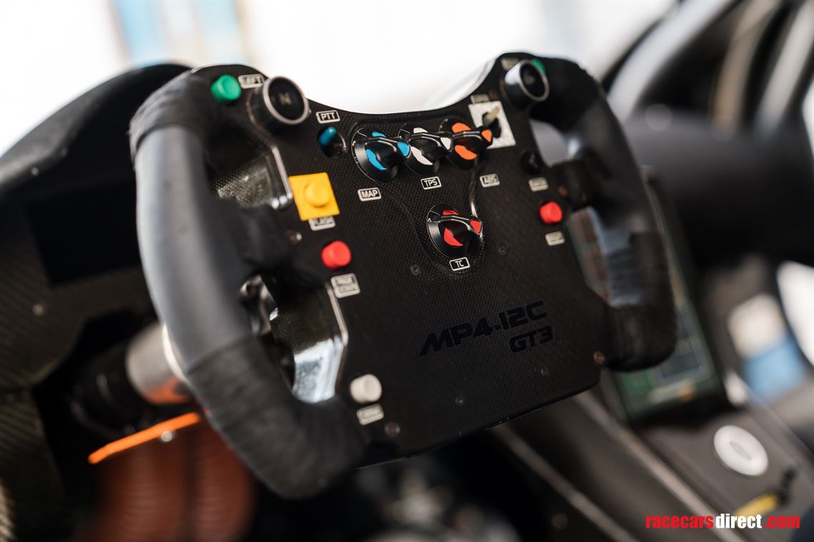 2012-mclaren-mp4-12c-gt3