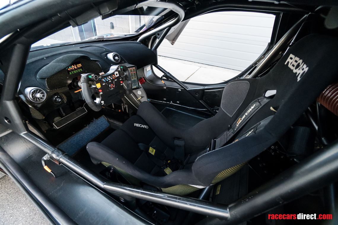 2012-mclaren-mp4-12c-gt3