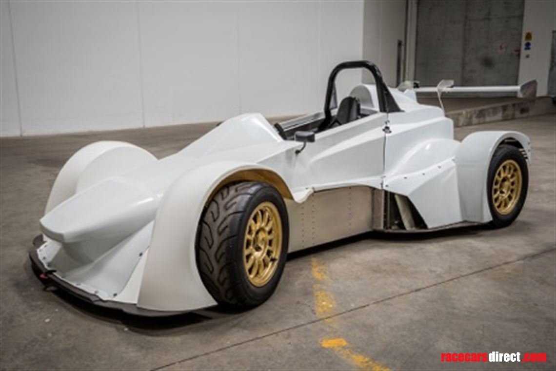 aquila-synergy---track-day-cars