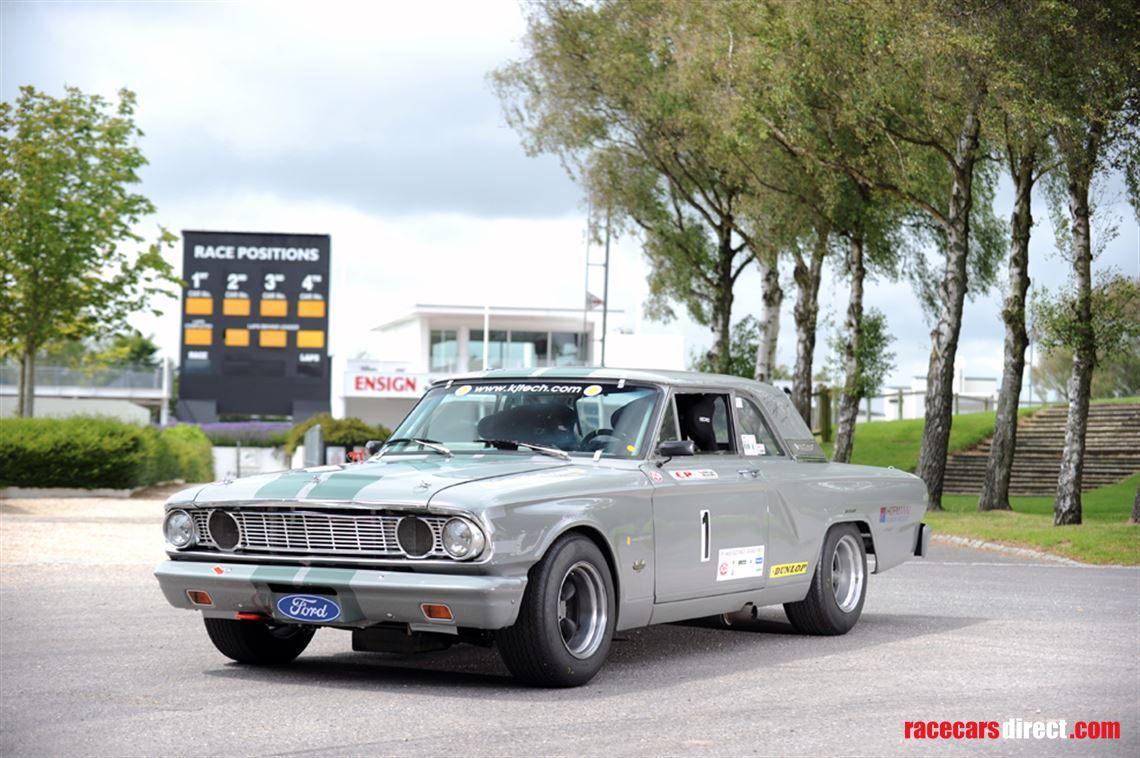 holman-moody-ford-fairlane-427