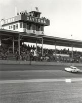 holman-moody-ford-fairlane-427