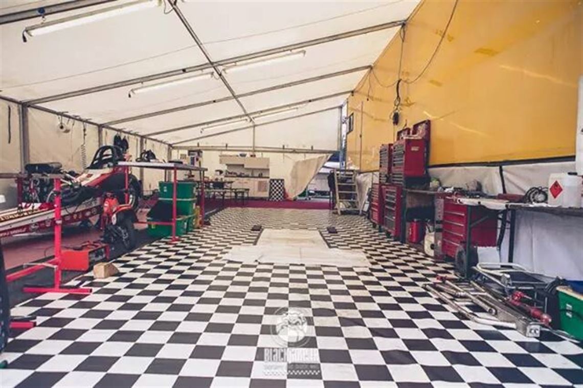 2002-man-tga-18510xxl-race-transporter