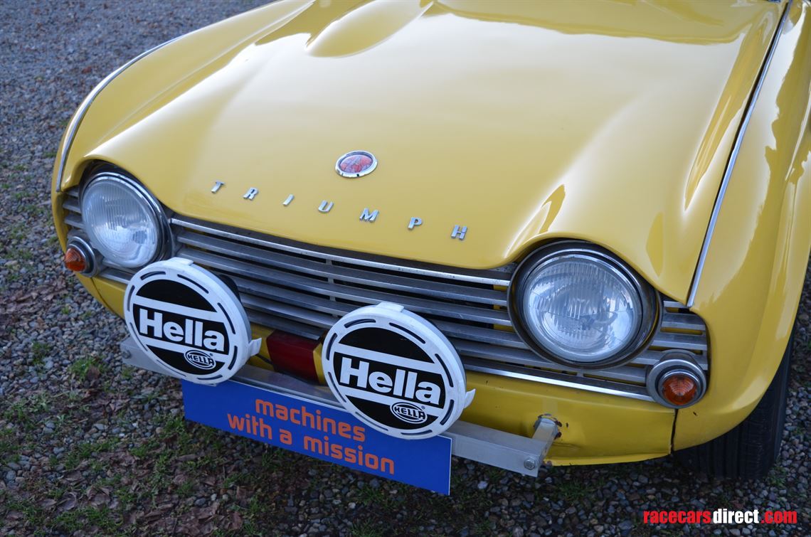 triumph-tr4a-fia-hairy-canary