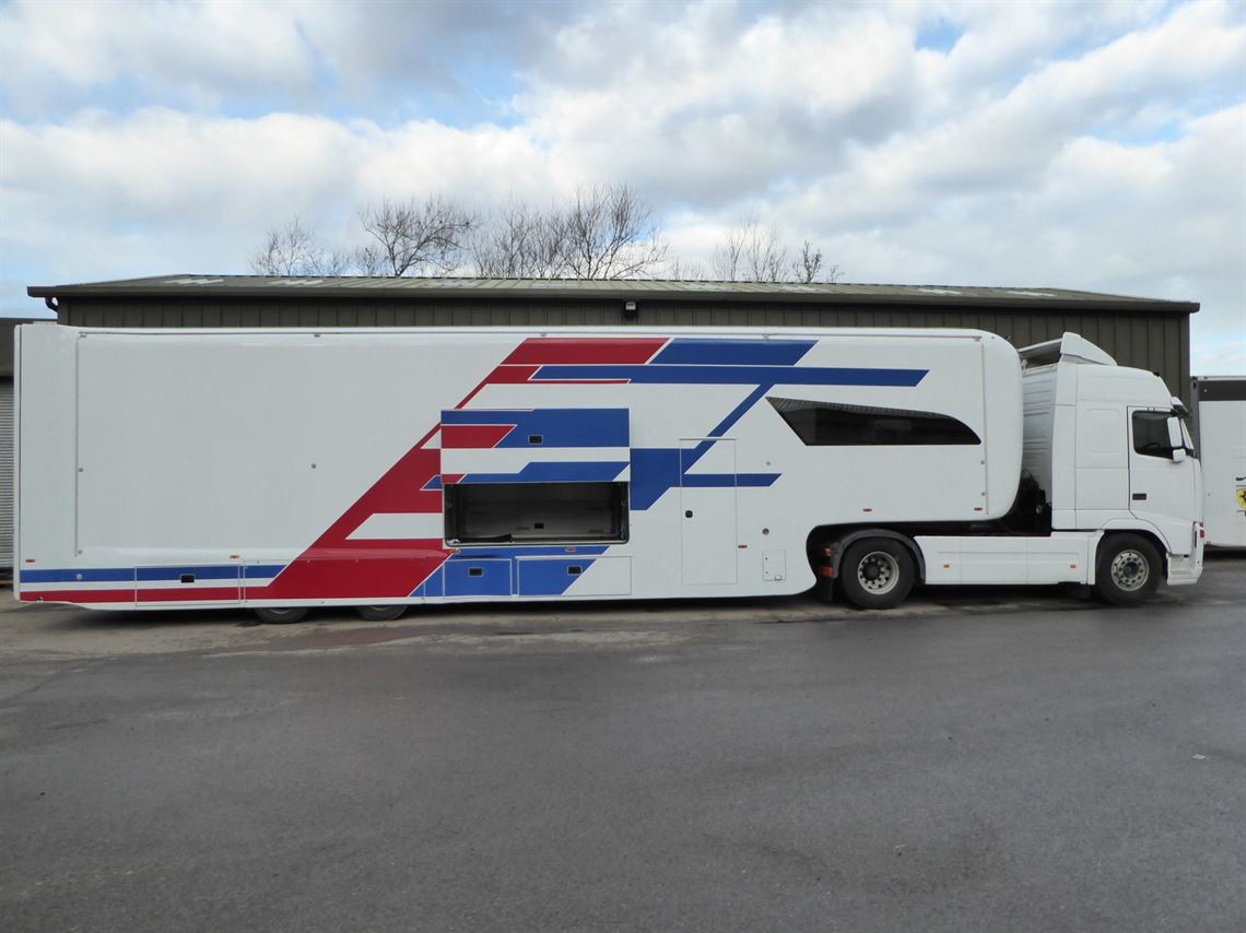 ex-comtec-race-transporter