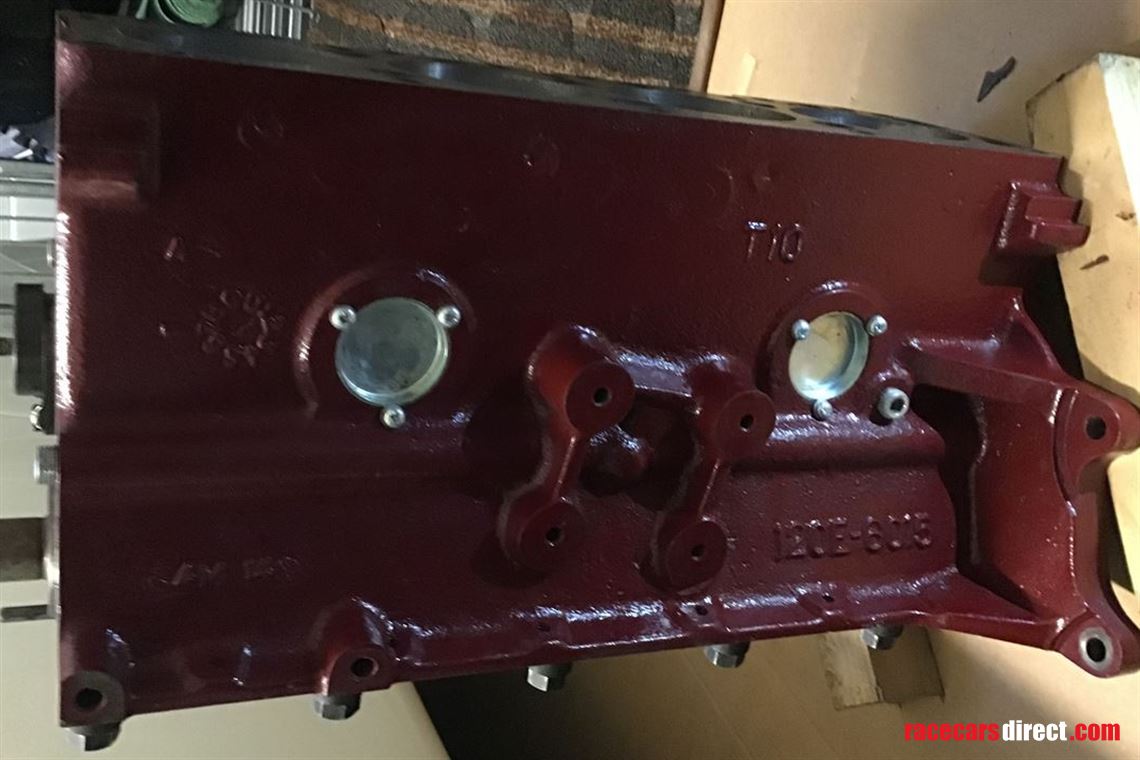Ford 120E engine block