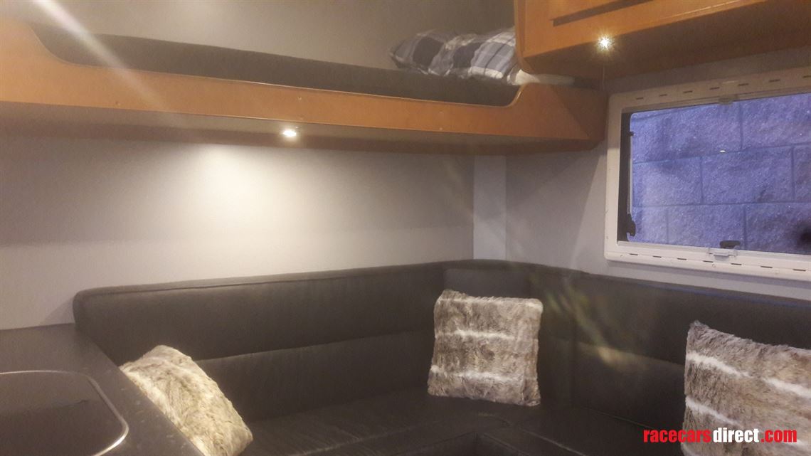 mercedes-815-75t-2006