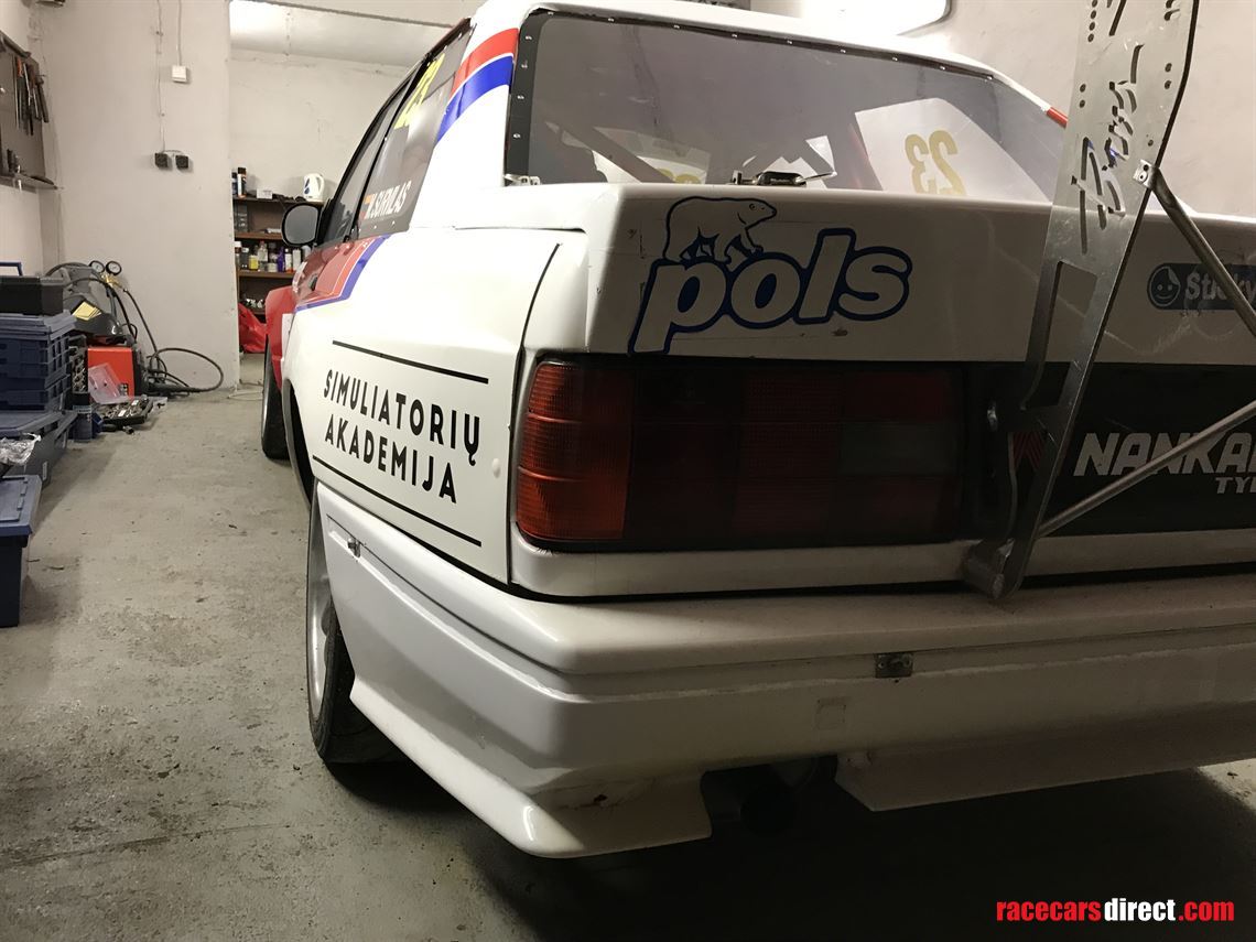 bmw-e30-racetime-attack-car