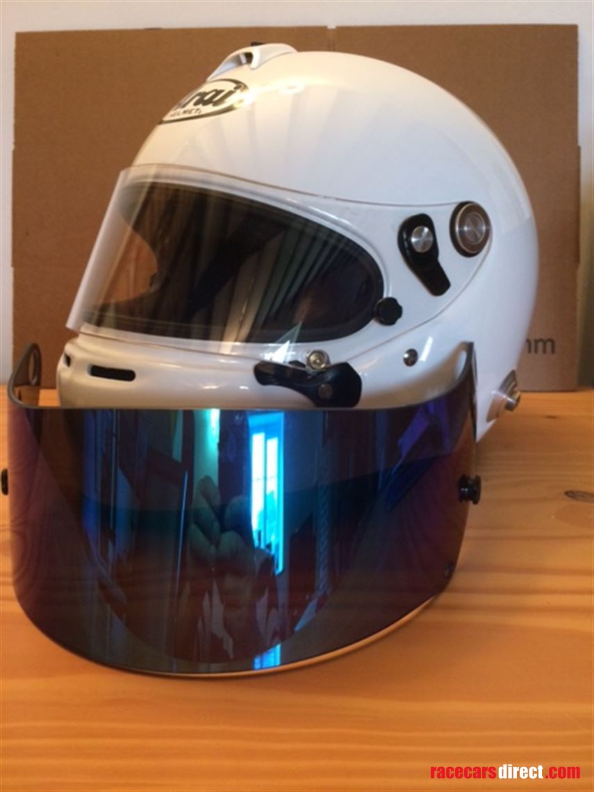 helmet-and-hans-device