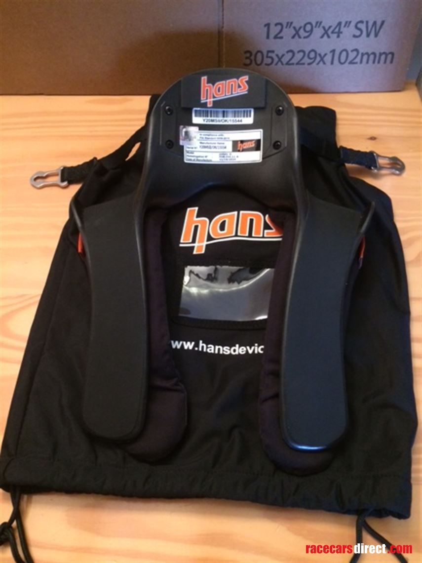 helmet-and-hans-device