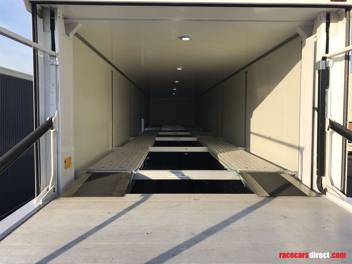 racetrailercom-trailer-with-stagmier-awning