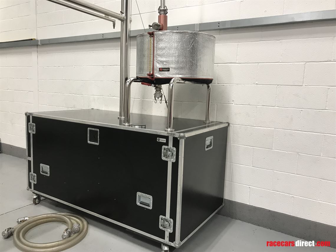 caseliner-fia-refueling-rig-with-rotary-boom