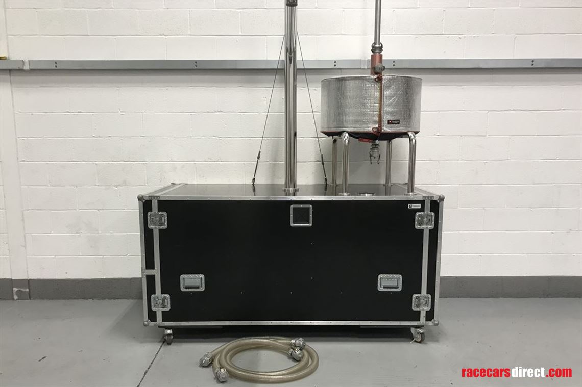 caseliner-fia-refueling-rig-with-rotary-boom