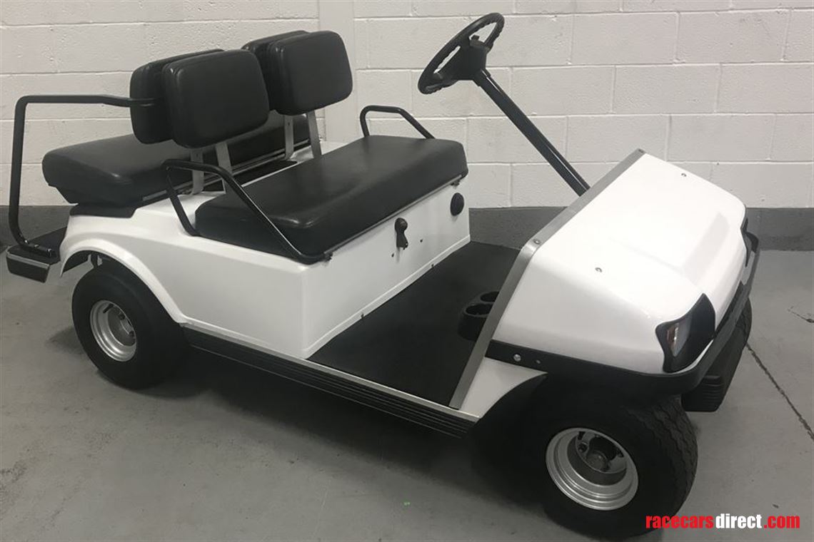 club-car-petrol-golf-buggy-with-towbar