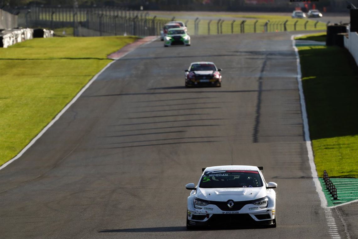 renault-megane-rs-tcr