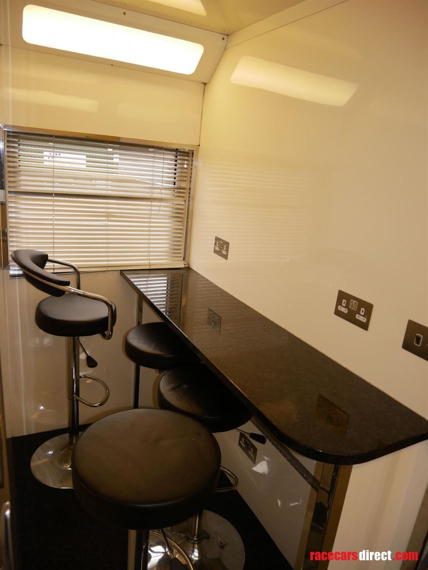 2-gt-car-or-4-formula-car-transporter