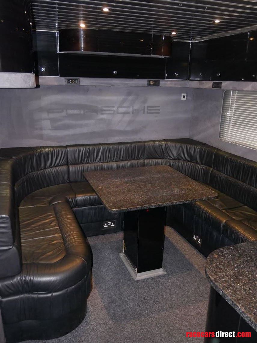 2-gt-car-or-4-formula-car-transporter