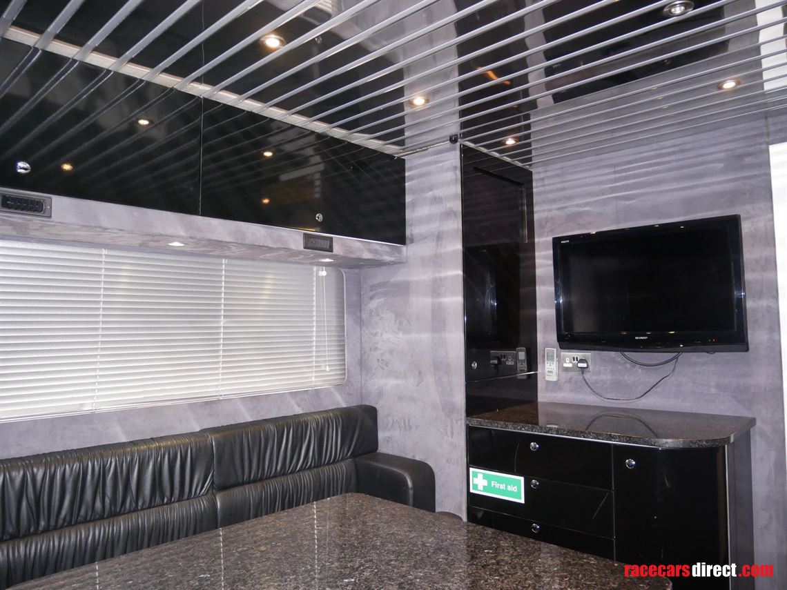 2-gt-car-or-4-formula-car-transporter