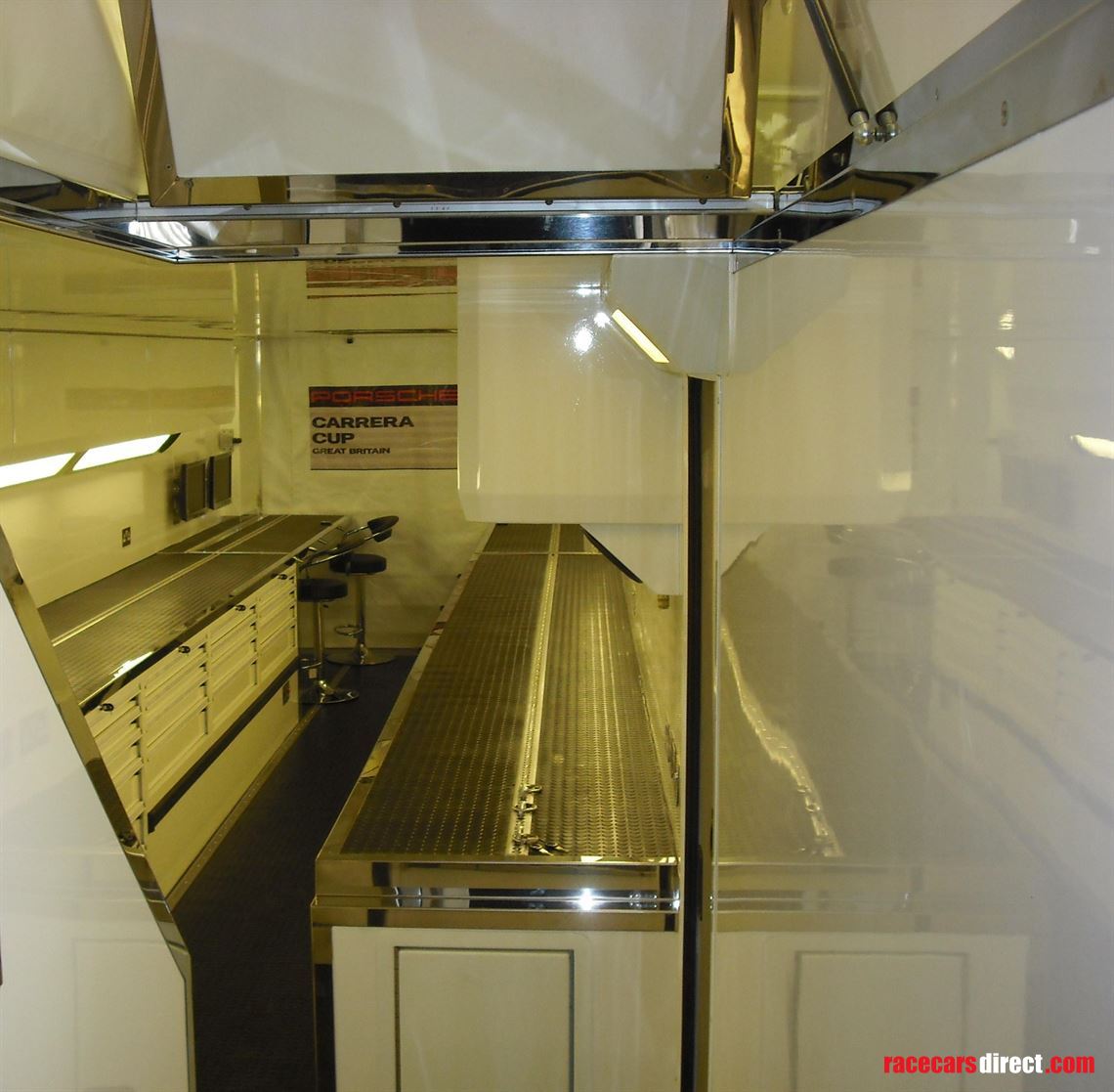 2-gt-car-or-4-formula-car-transporter