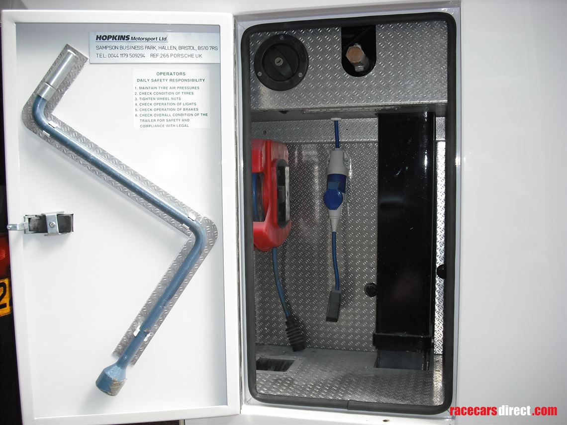 2-gt-car-or-4-formula-car-transporter