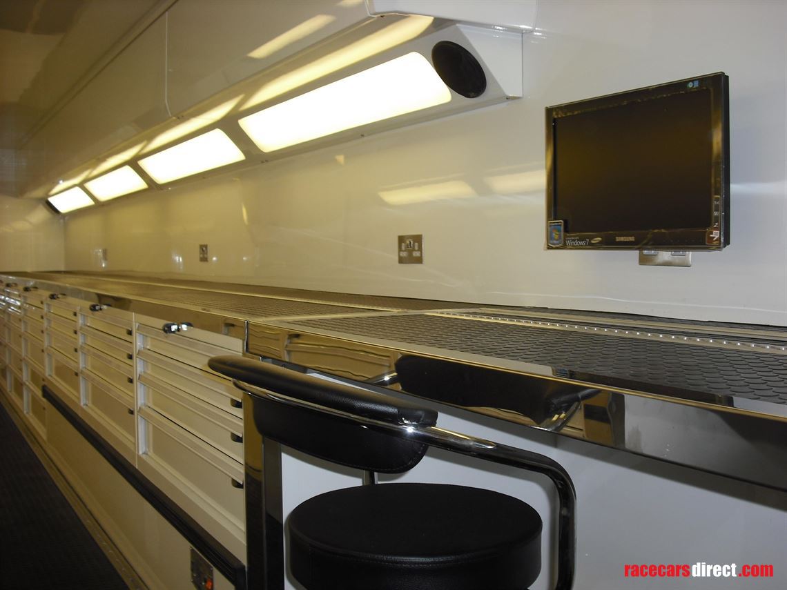 2-gt-car-or-4-formula-car-transporter