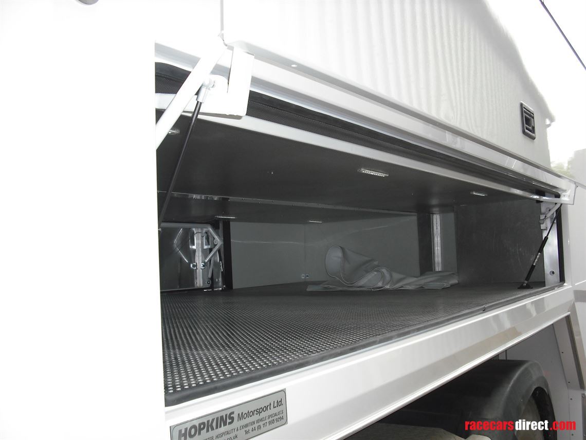 2-gt-car-or-4-formula-car-transporter