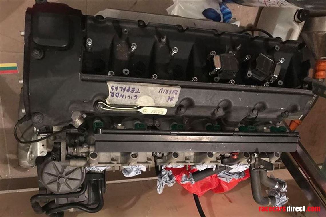 bmw-m3-s50b32-engine