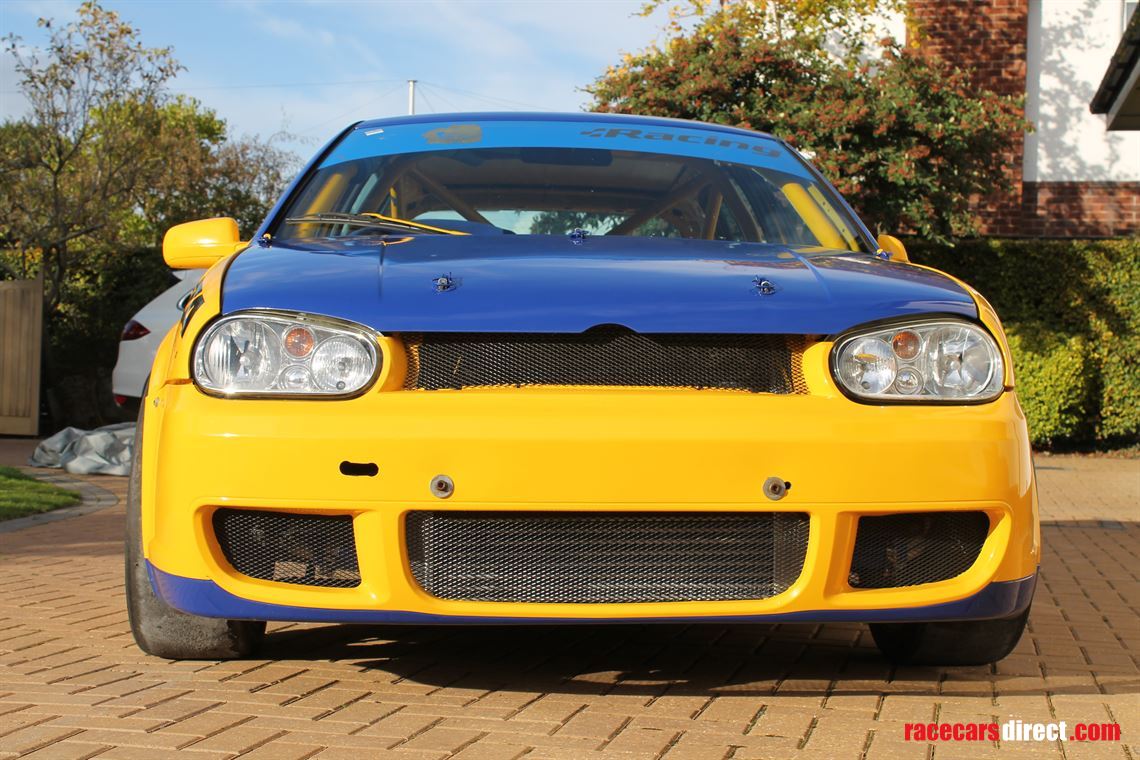 golf-mrk-4-18t-20-race-car---ex-vw-cup-front
