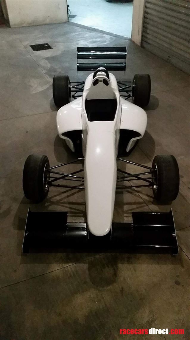 formula-renault-hayabusa-1340