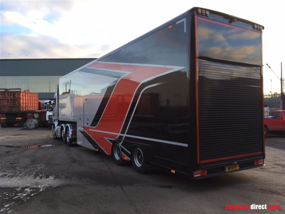 scania-race-transporter