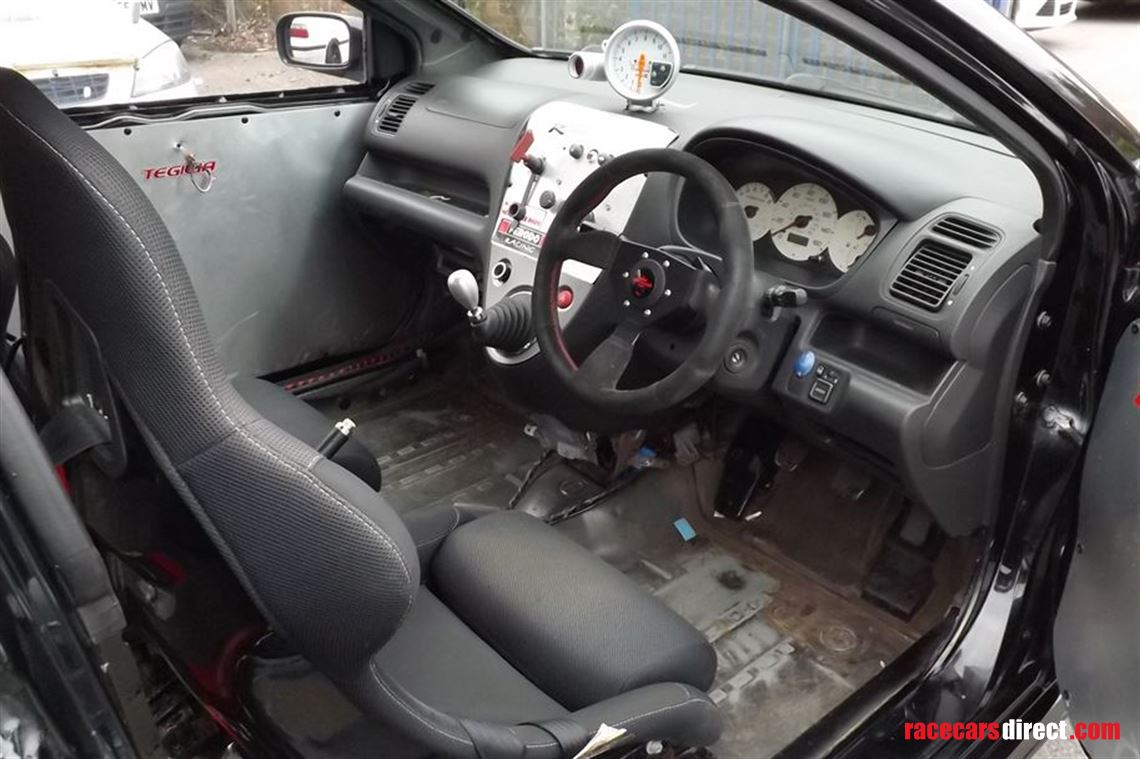 honda-civic-type-r-ep3-track-day-car