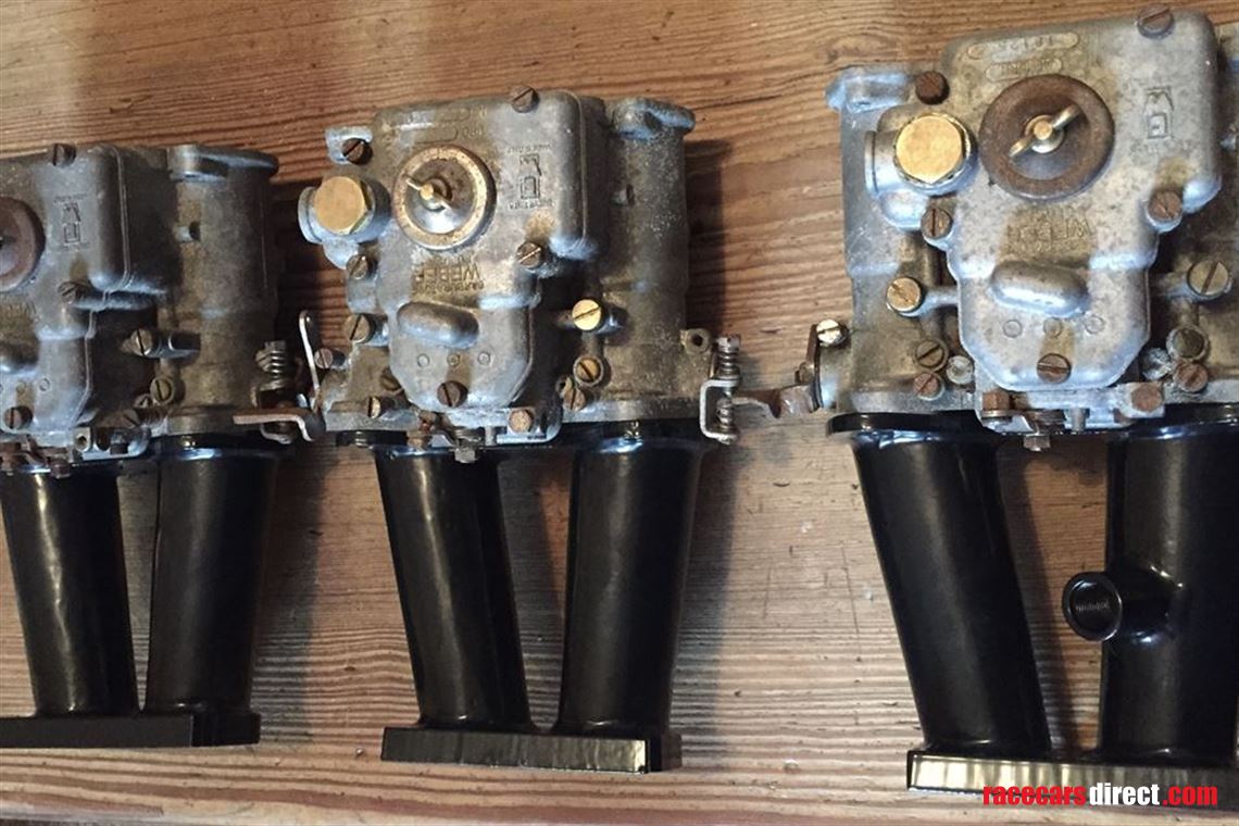 triple-weber-carbs-manifold-for-mgc-etc