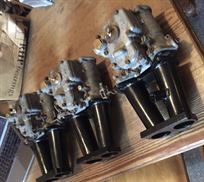 triple-weber-carbs-manifold-for-mgc-etc